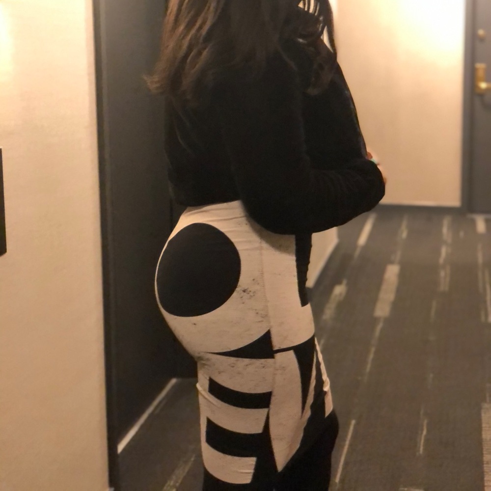 COPY - All we need is LOVE skirt